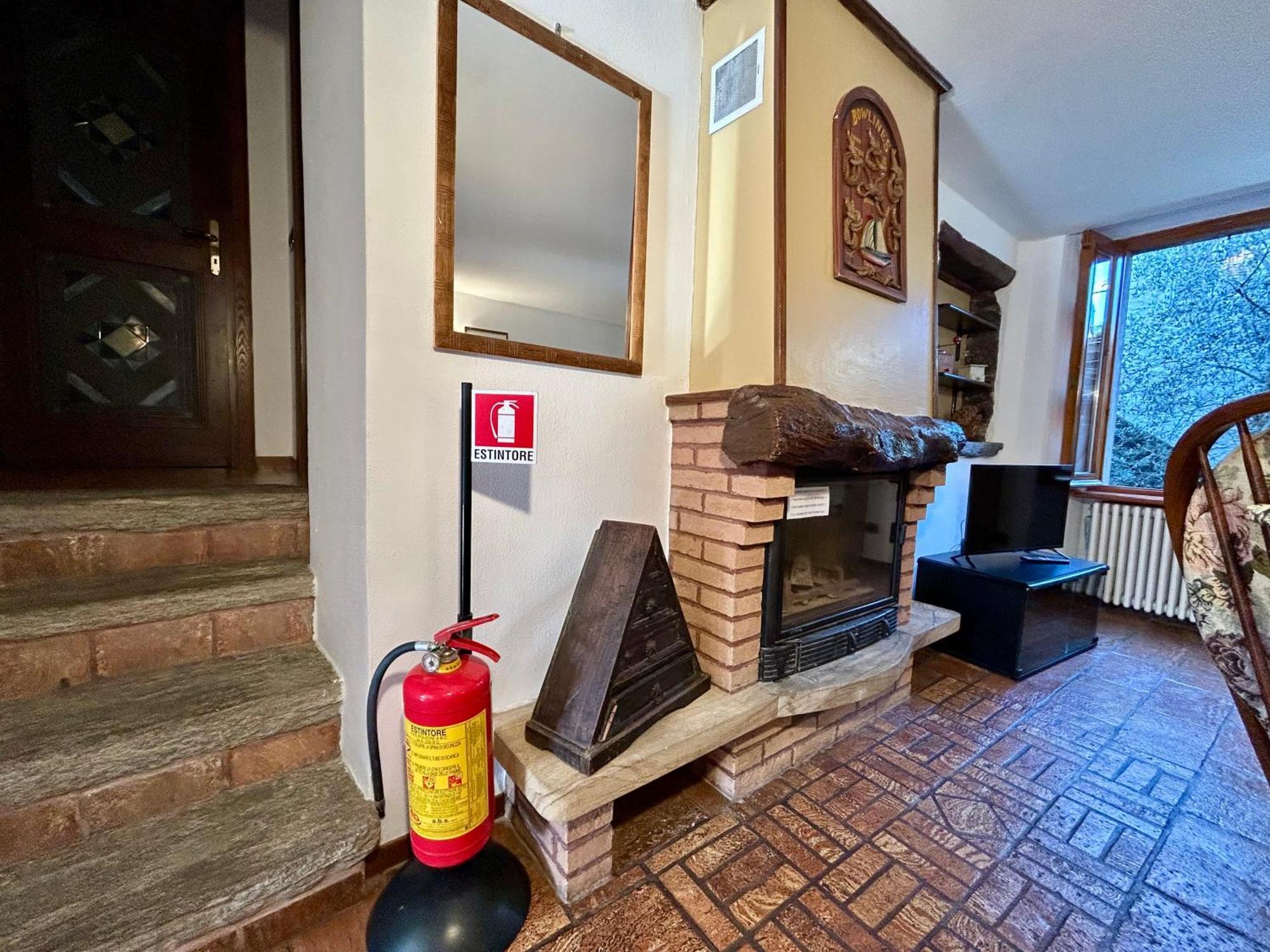 Villa Al Civico 7 Oliveto Lario Esterno foto
